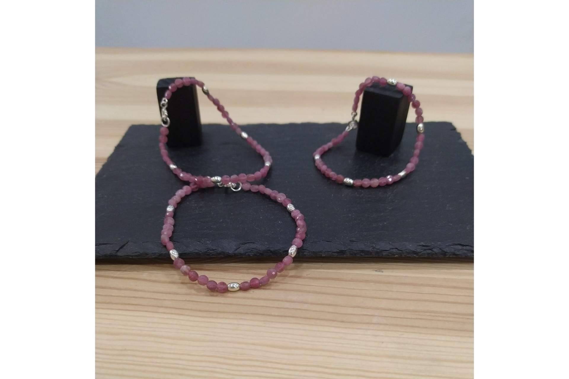 Dreki, una joyería con diseños únicos hechos con gemas