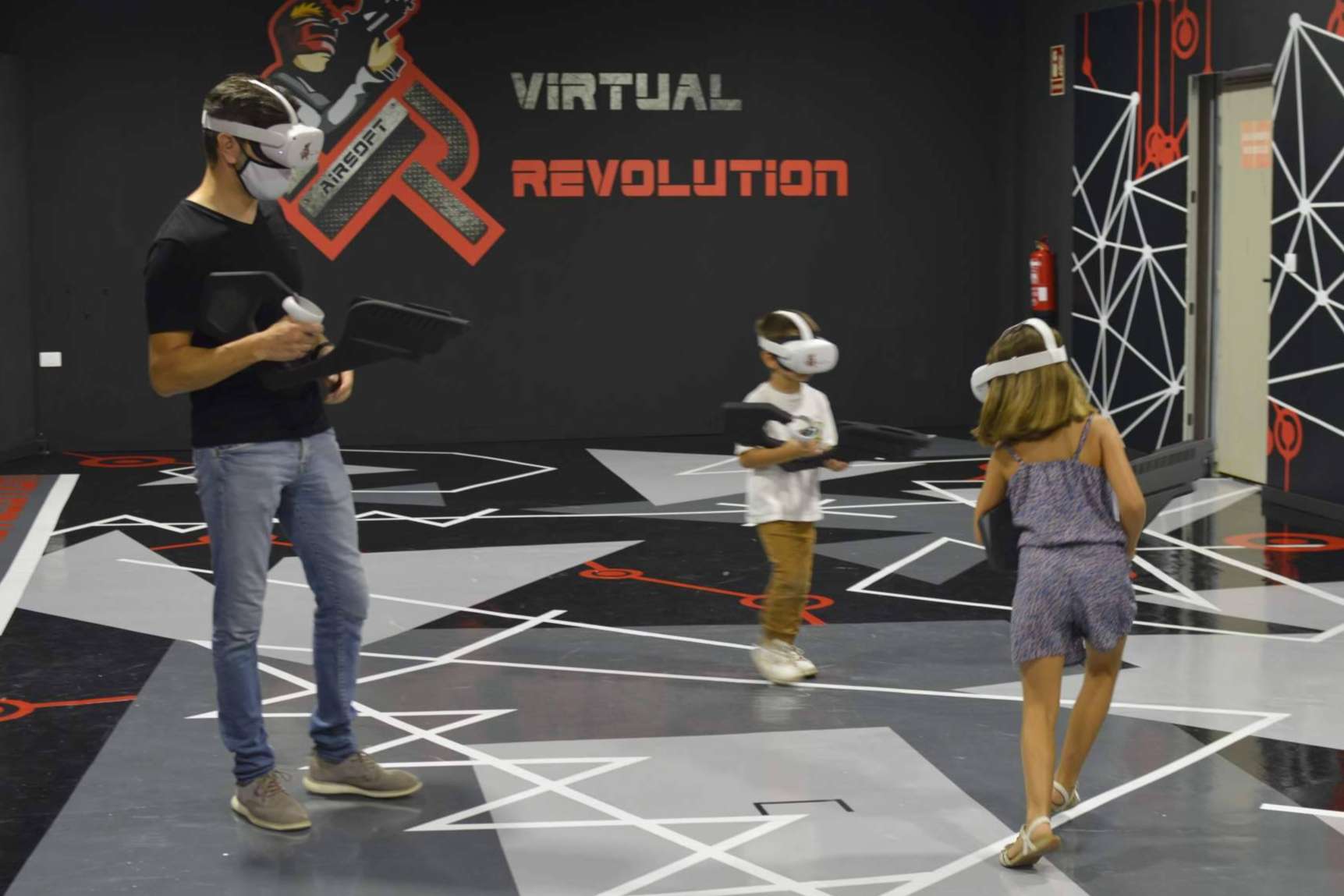 VR kids, juegos de realidad virtual para toda la familia en VR Airsoft
