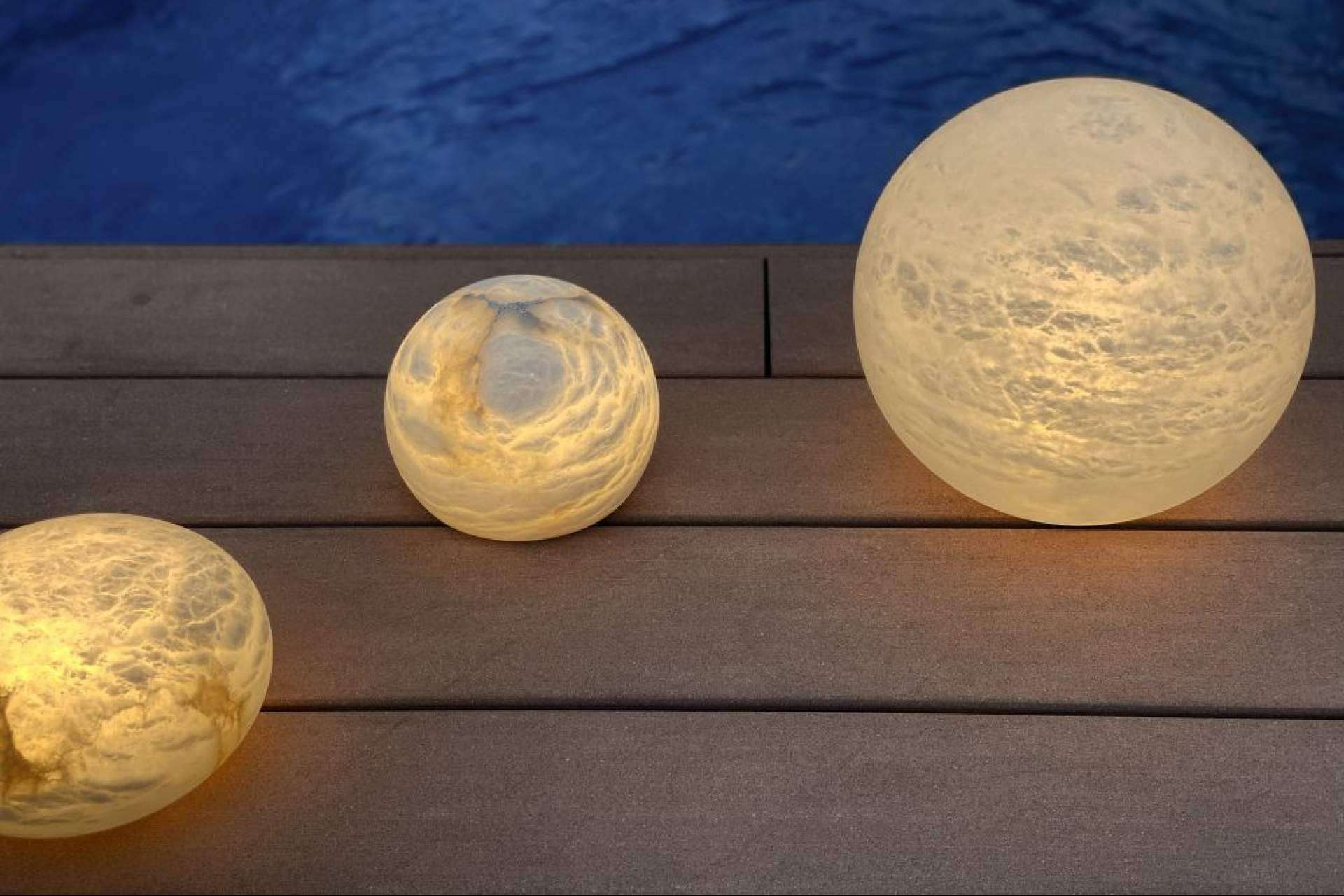 Iluminación decorativa en el hogar o el jardín con lámparas Luna de Inspira Home
