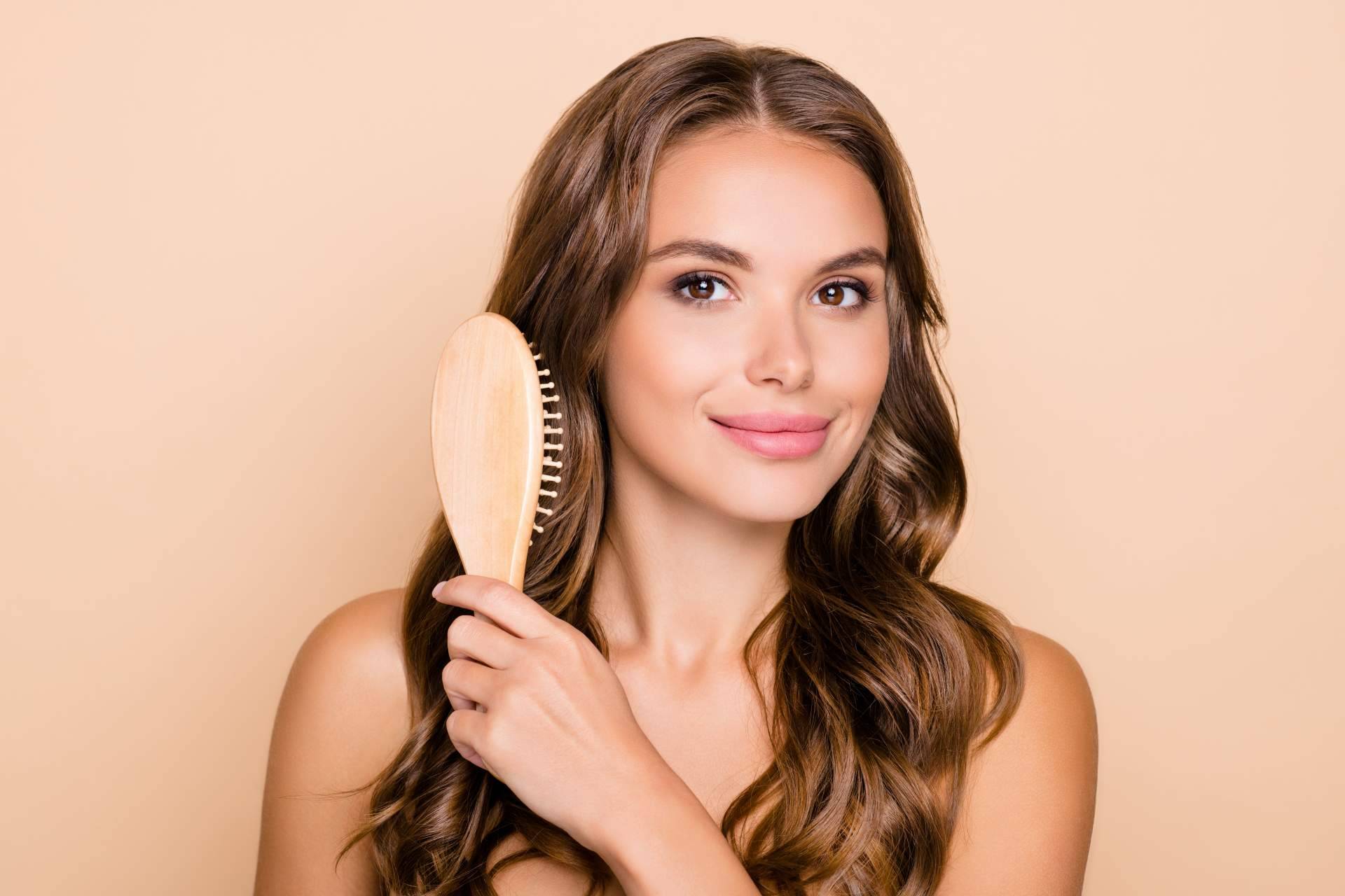 ¿Cómo prevenir y reducir la caída del cabello? por DSD De Luxe