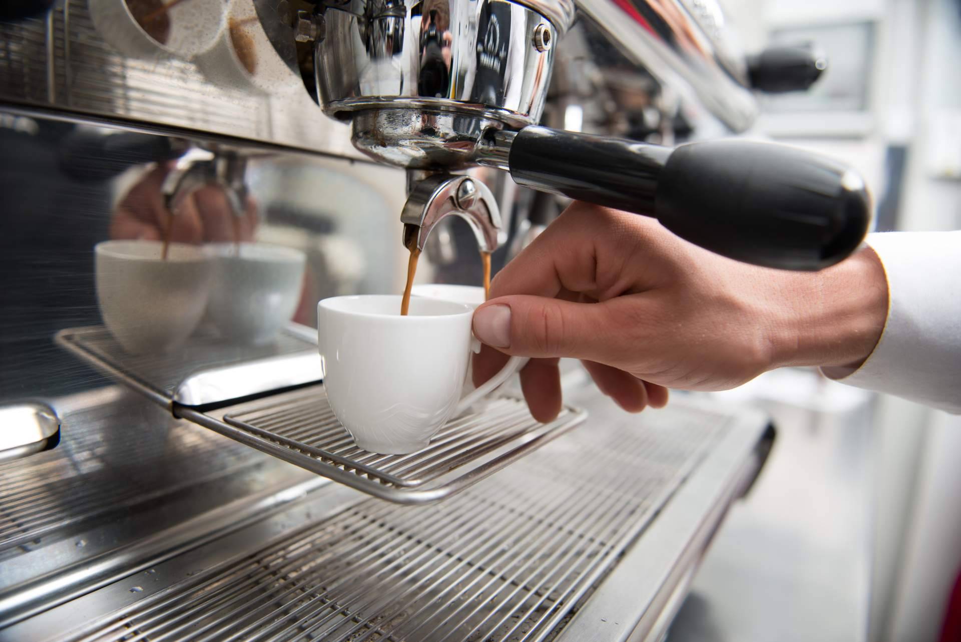 SERHS Equipments ofrece distintos modelos de cafetera profesional