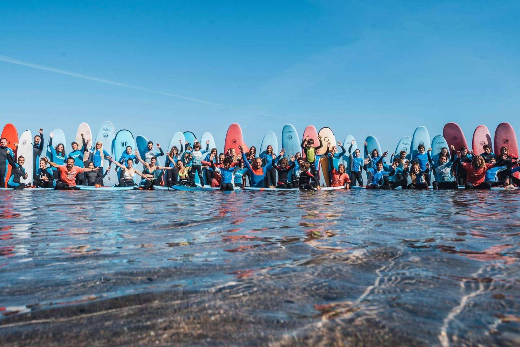 Las actividades que ofrece Family Surfers – Las Dunas, el surfcamp ubicado en Salinas