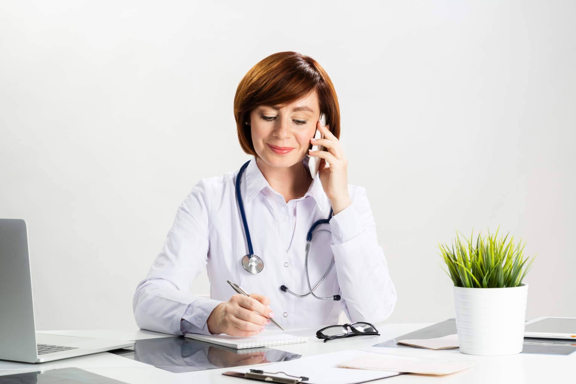 Disponer de una consulta clínica con todos los servicios incluidos en pleno centro de Barcelona, alquiler de despachos con Bufet Mèdic