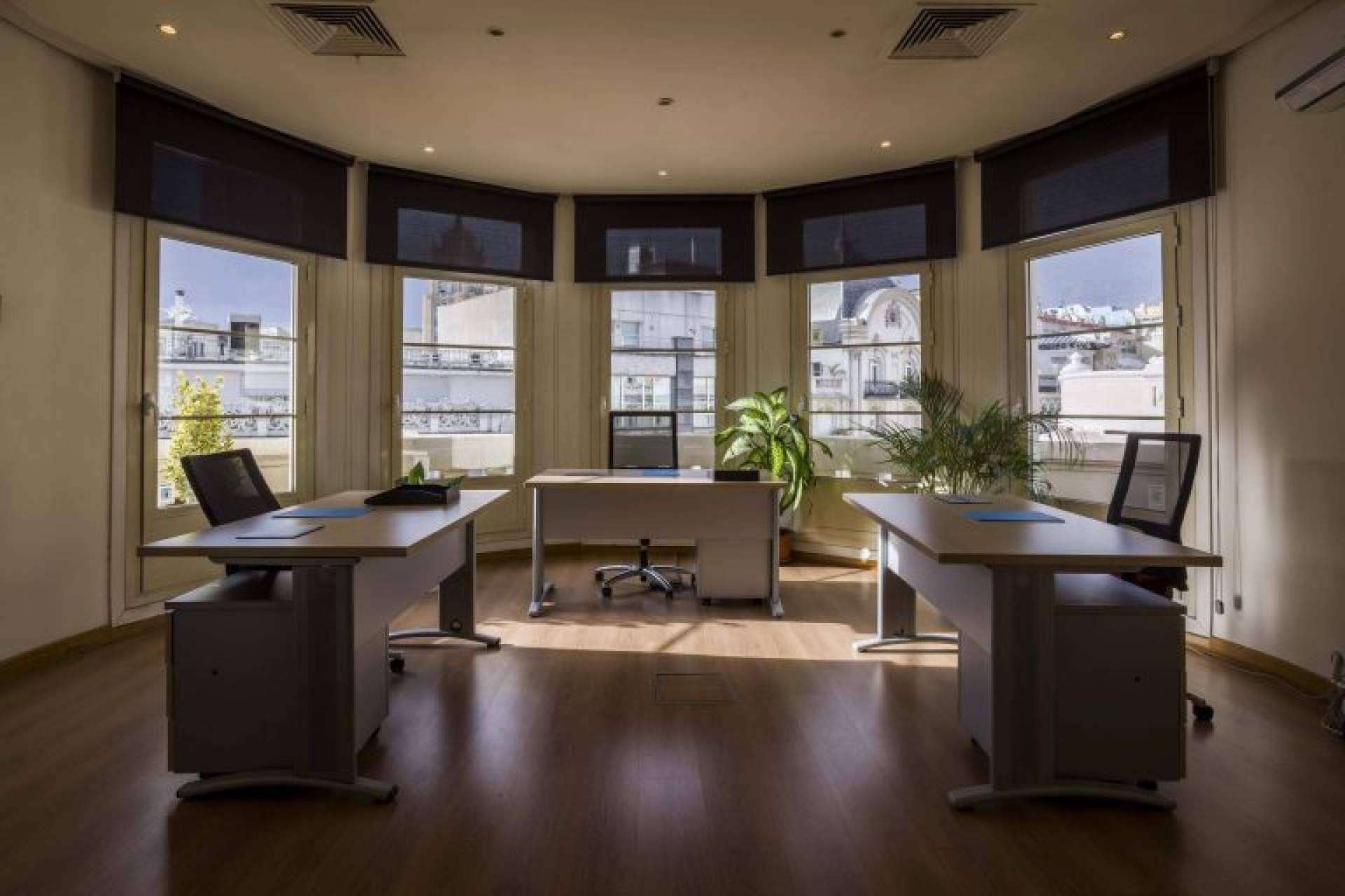 Uno de los centros pioneros de coworking en Madrid es Ibercenter