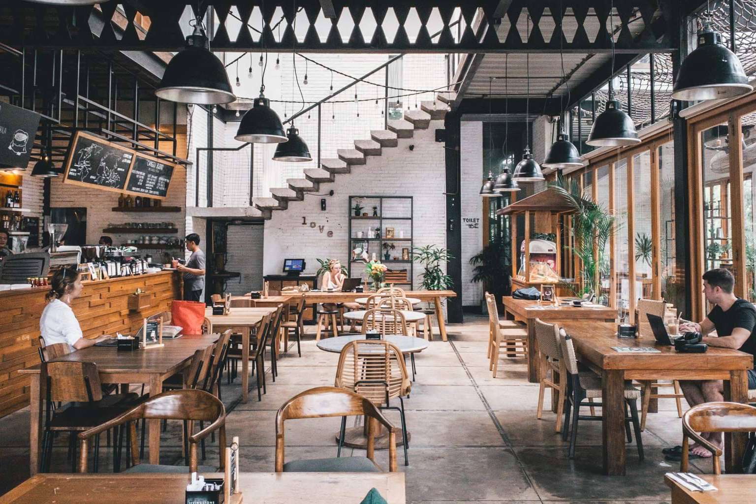 Cómo administrar un negocio de restauración por Oh My Business