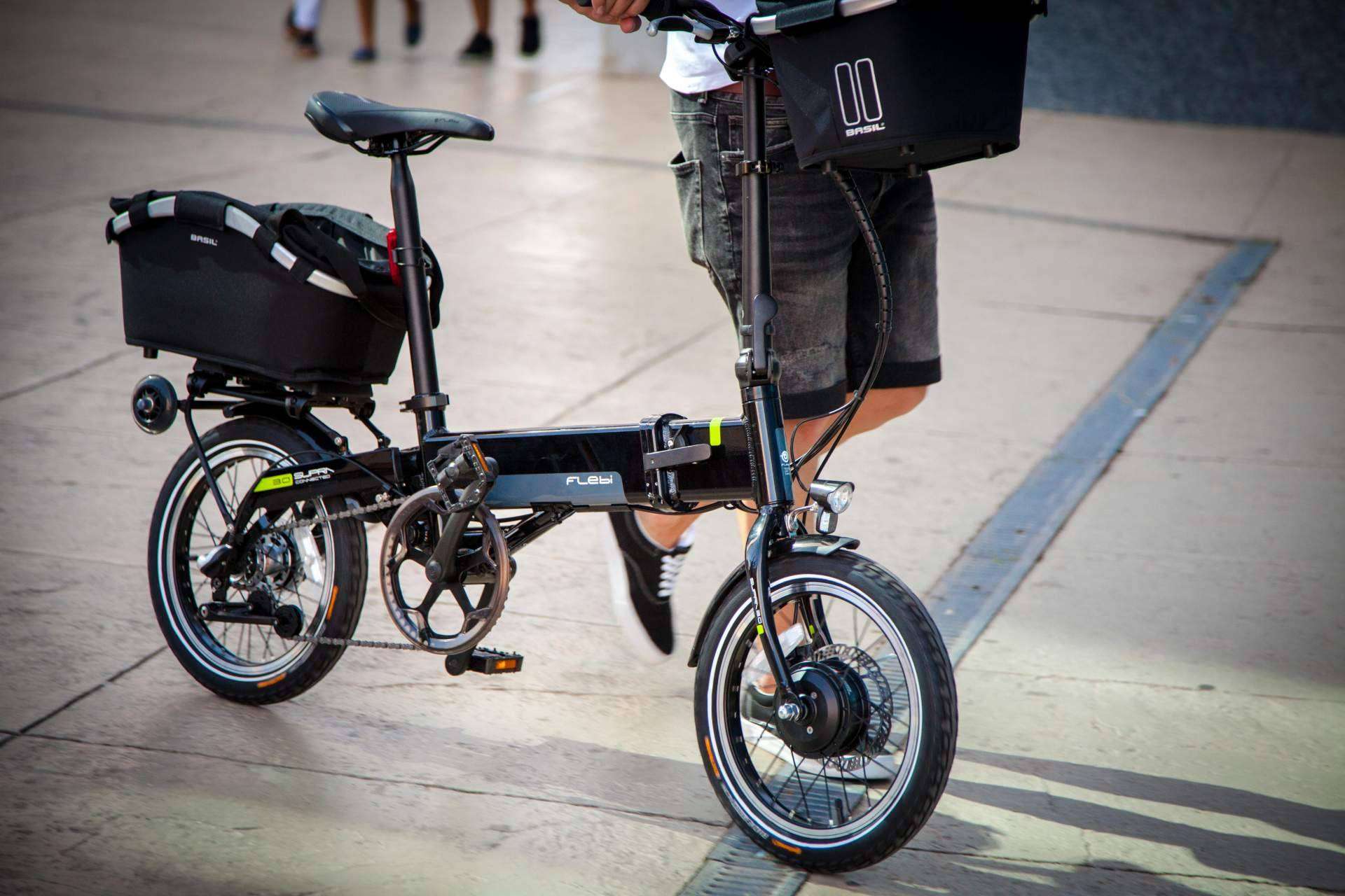 El nuevo servicio de Urbing, renting de bicicletas eléctricas y patinetes eléctricos