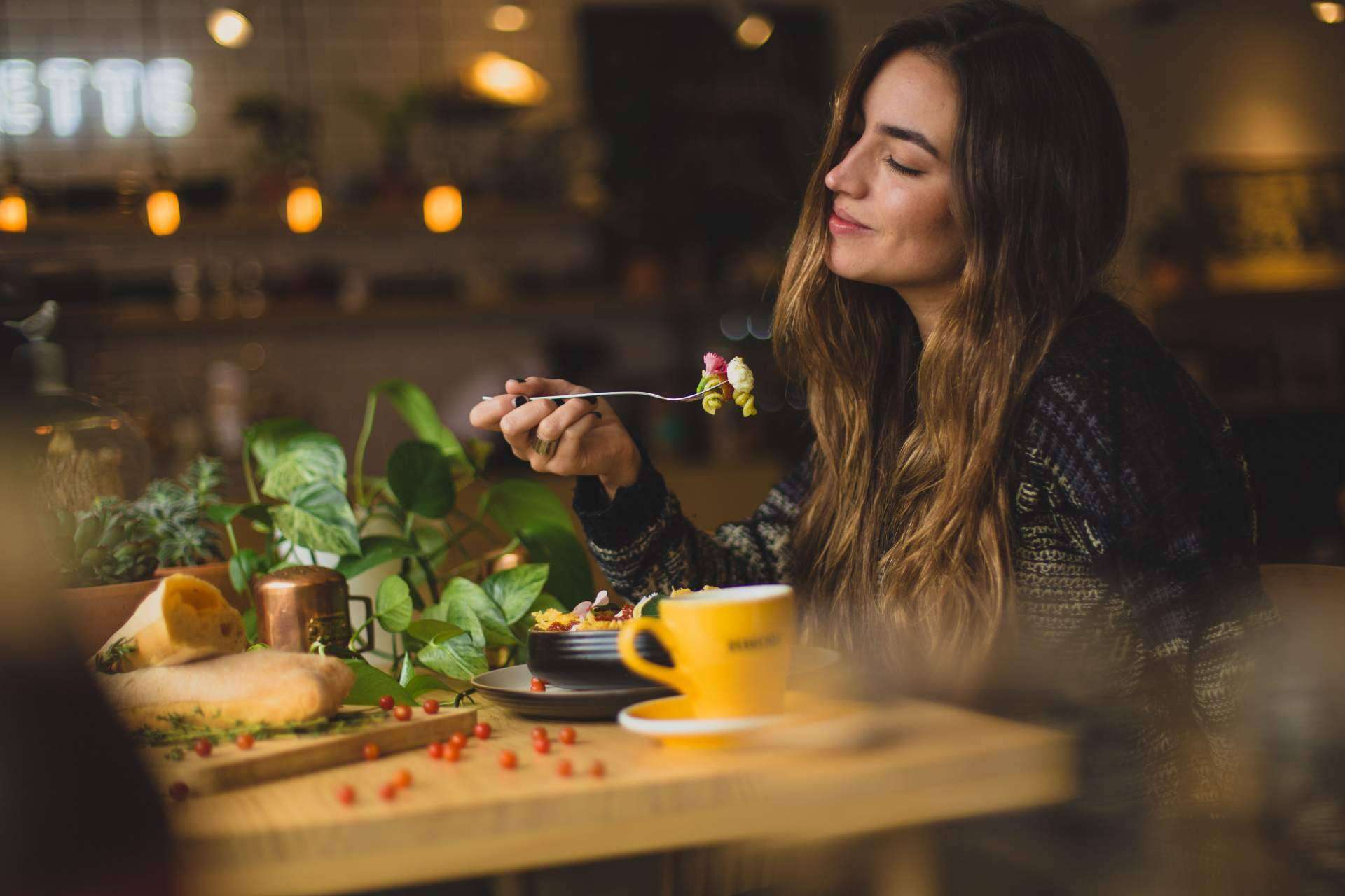 Cómo gestionar un restaurante en una zona con mucha competencia, por Oh My Business