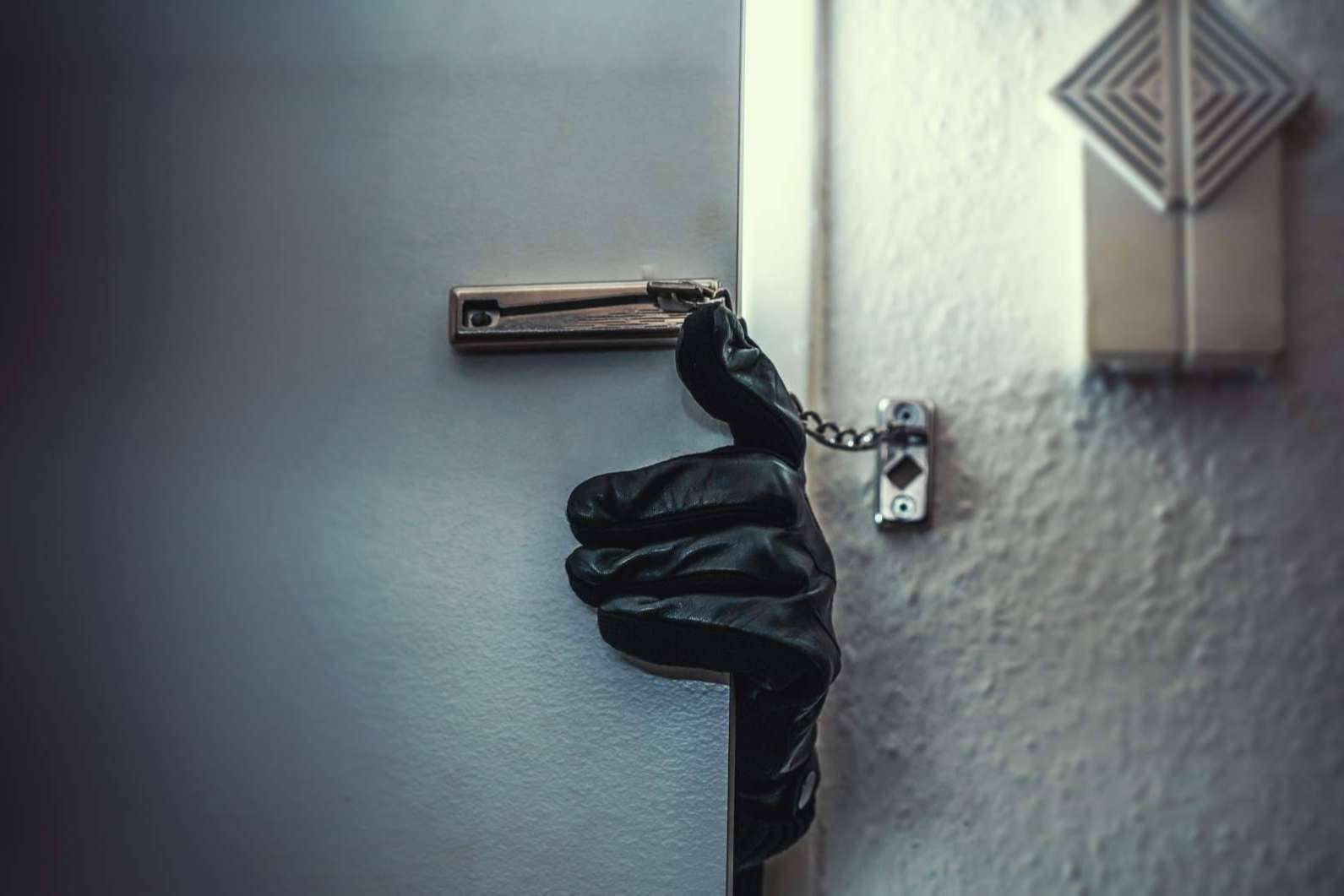Todo lo que hay que saber sobre las puertas antiokupas