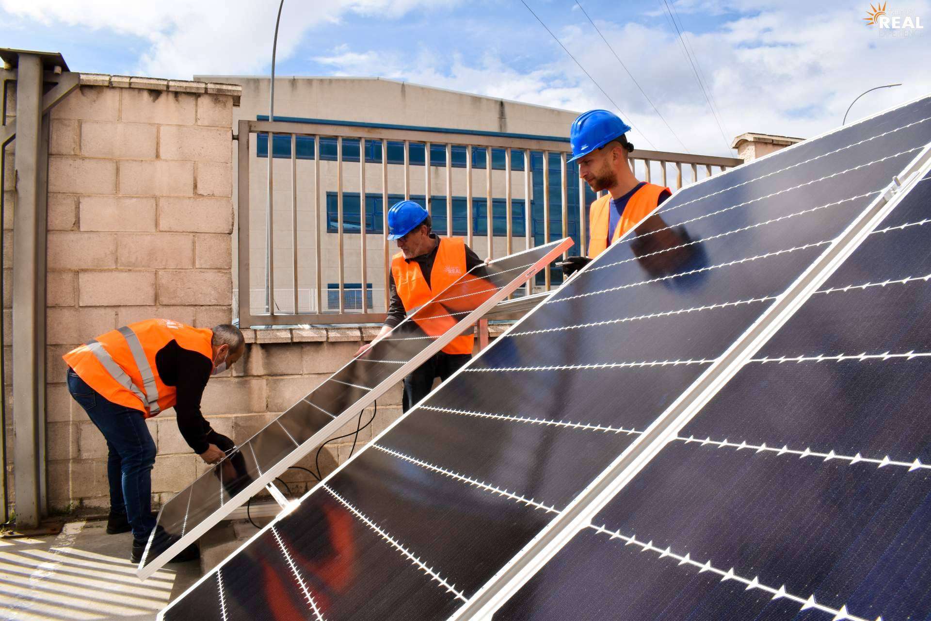 Formación en fotovoltaica, una salida profesional con mucho futuro, por MPV Solar Reference