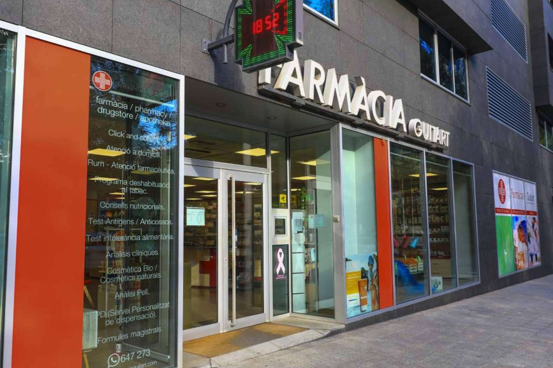 Farmacia Guitart, el establecimiento que abre las puertas a internet con una farmacia online