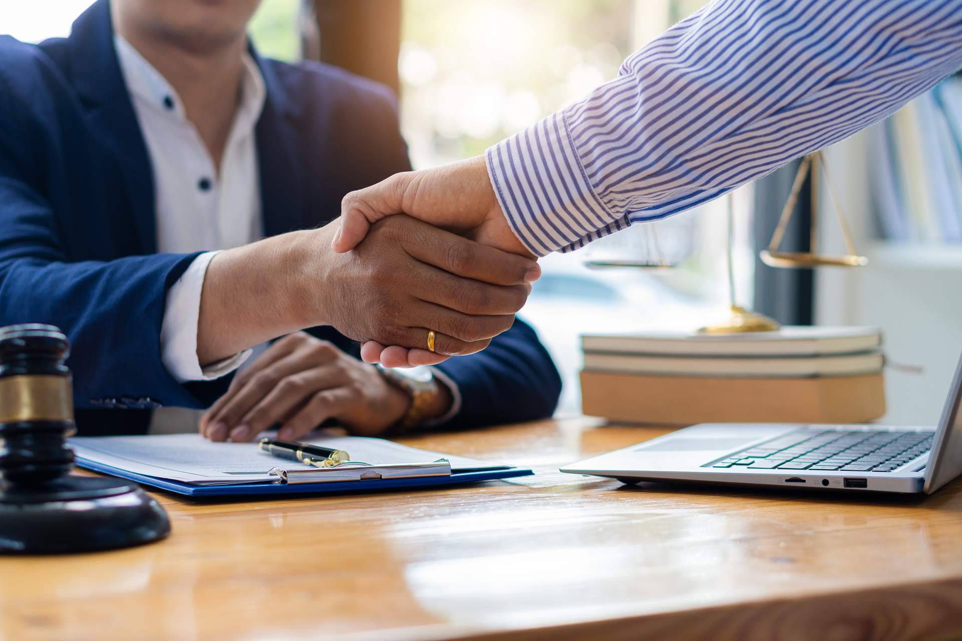 Asesority solventa dos casos de usura por intereses de préstamo personal