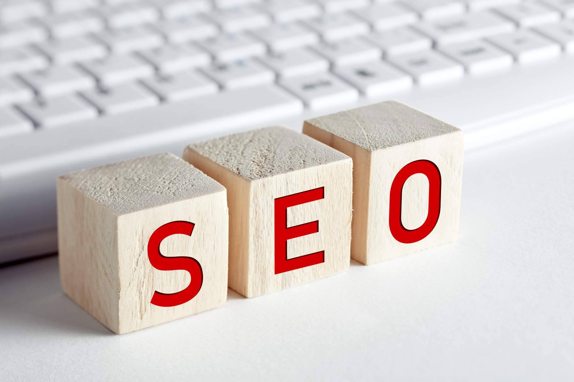 ¿SEO o SEM? Qué estrategia se adapta mejor según las necesidades