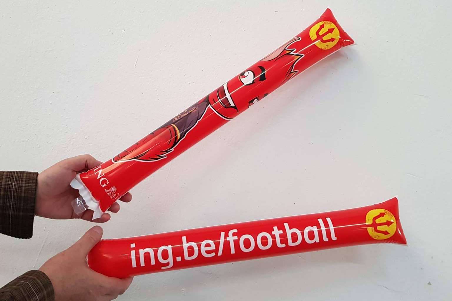 Personalización exprés de productos de marketing de eventos deportivos, con Oxydo