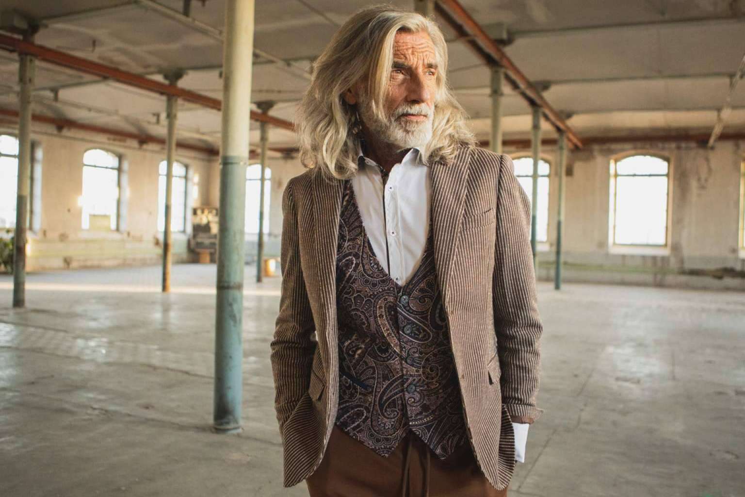 Aragaza ofrece una gran variedad de modelos de chaquetas americanas casuales