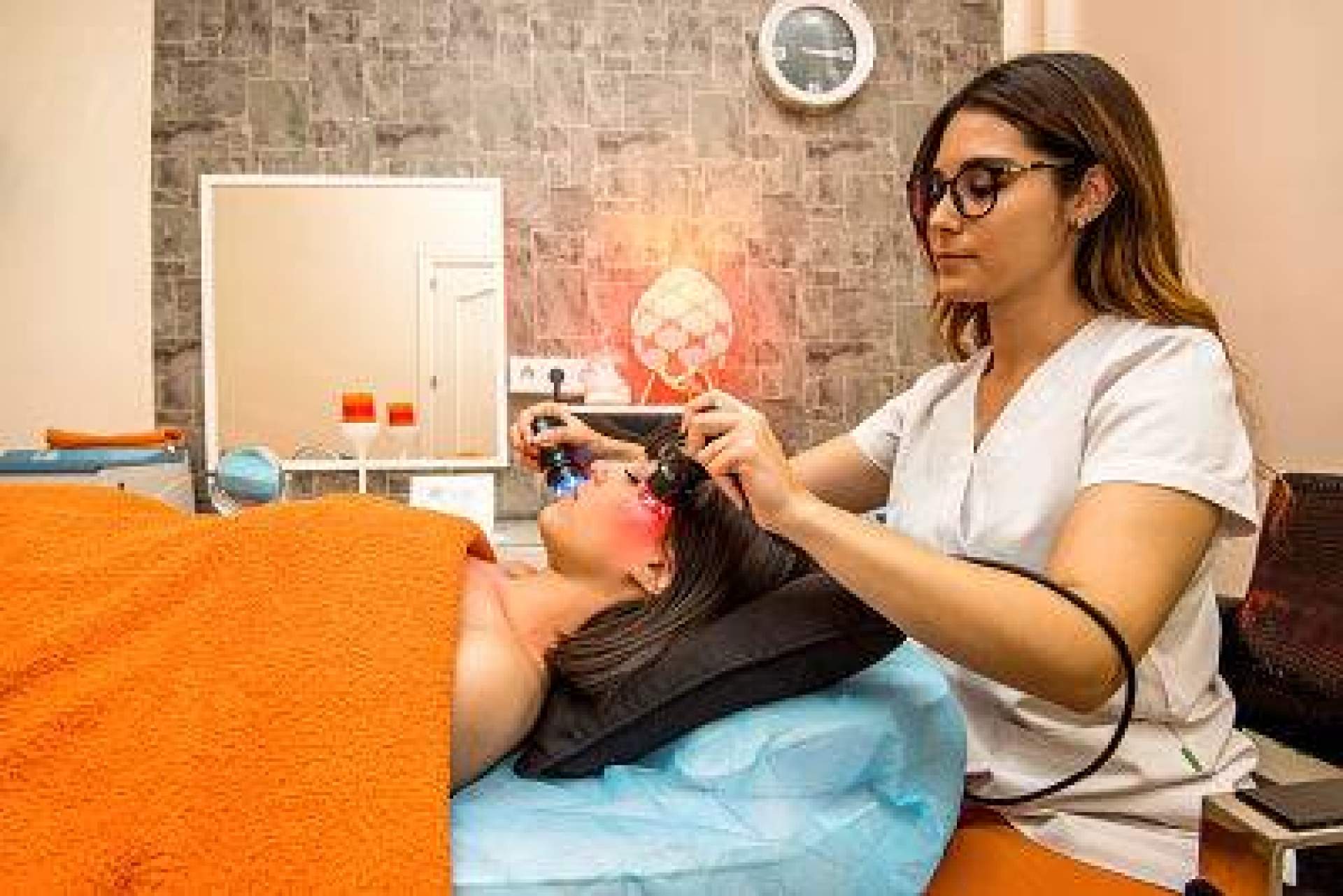Clínica Capilar Laura Agrelo informa sobre la mesoterapia capilar