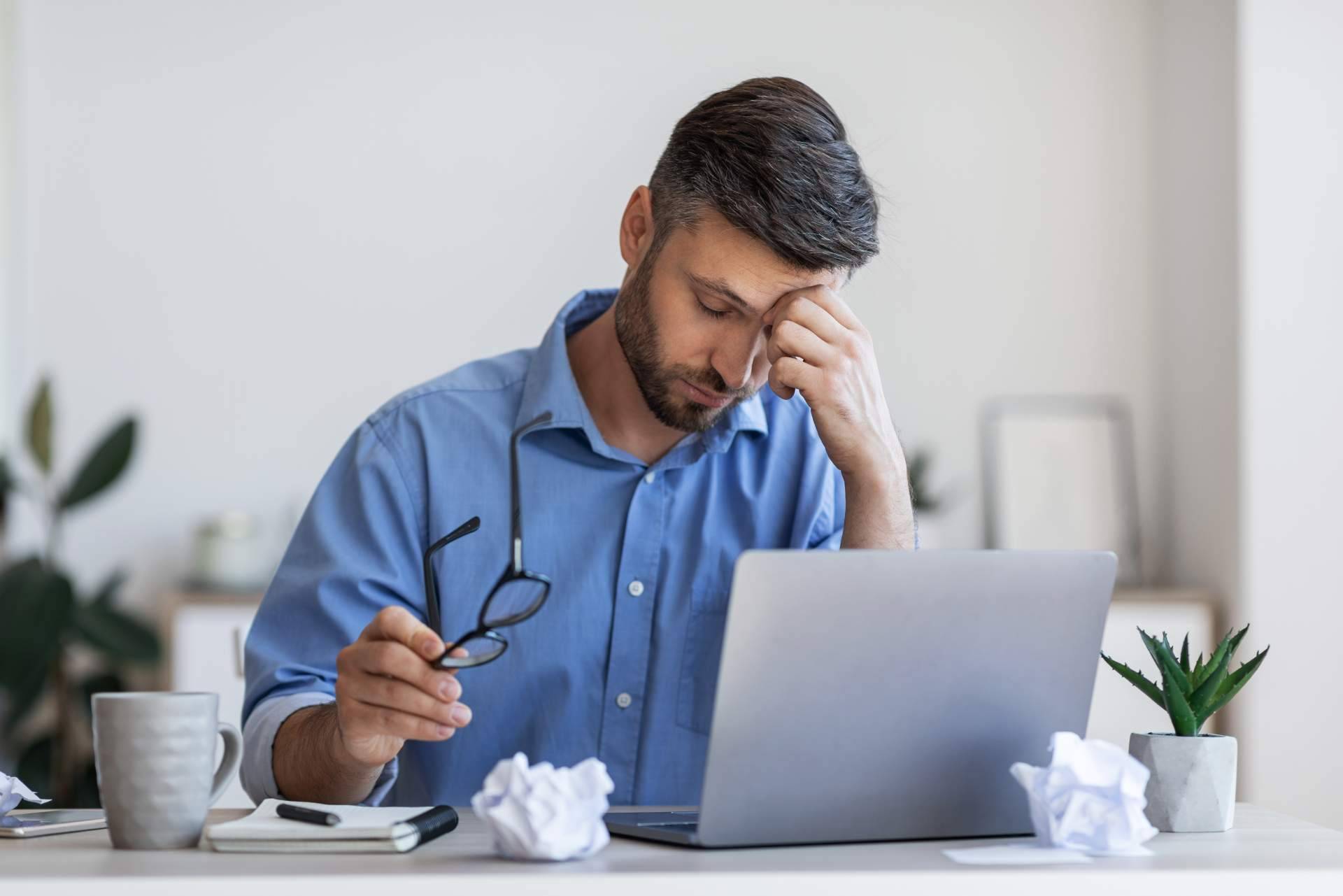 Tratar la ansiedad causada por los exámenes y el trabajo con los profesionales de Centro Médico Bravo