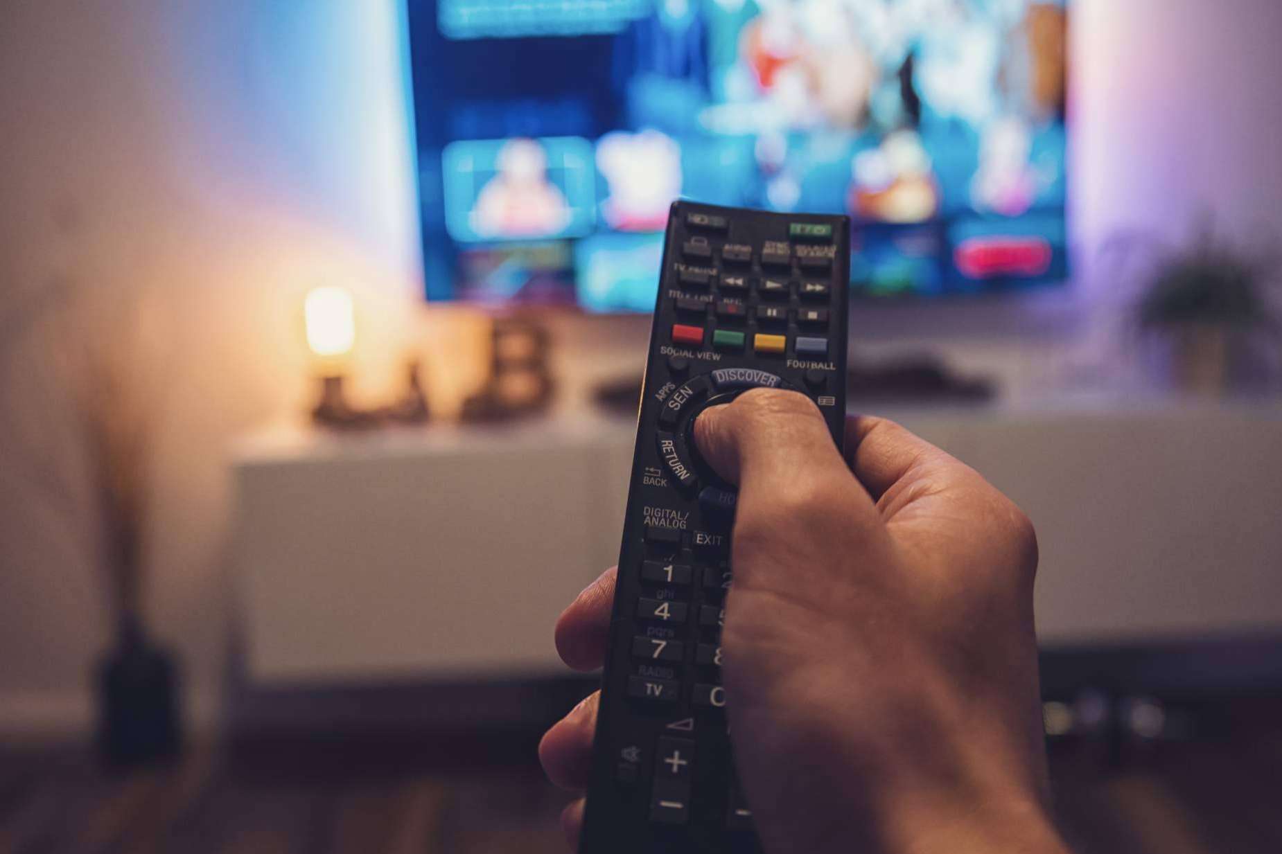 Sintonizar los programas de espectáculos es posible con TLC