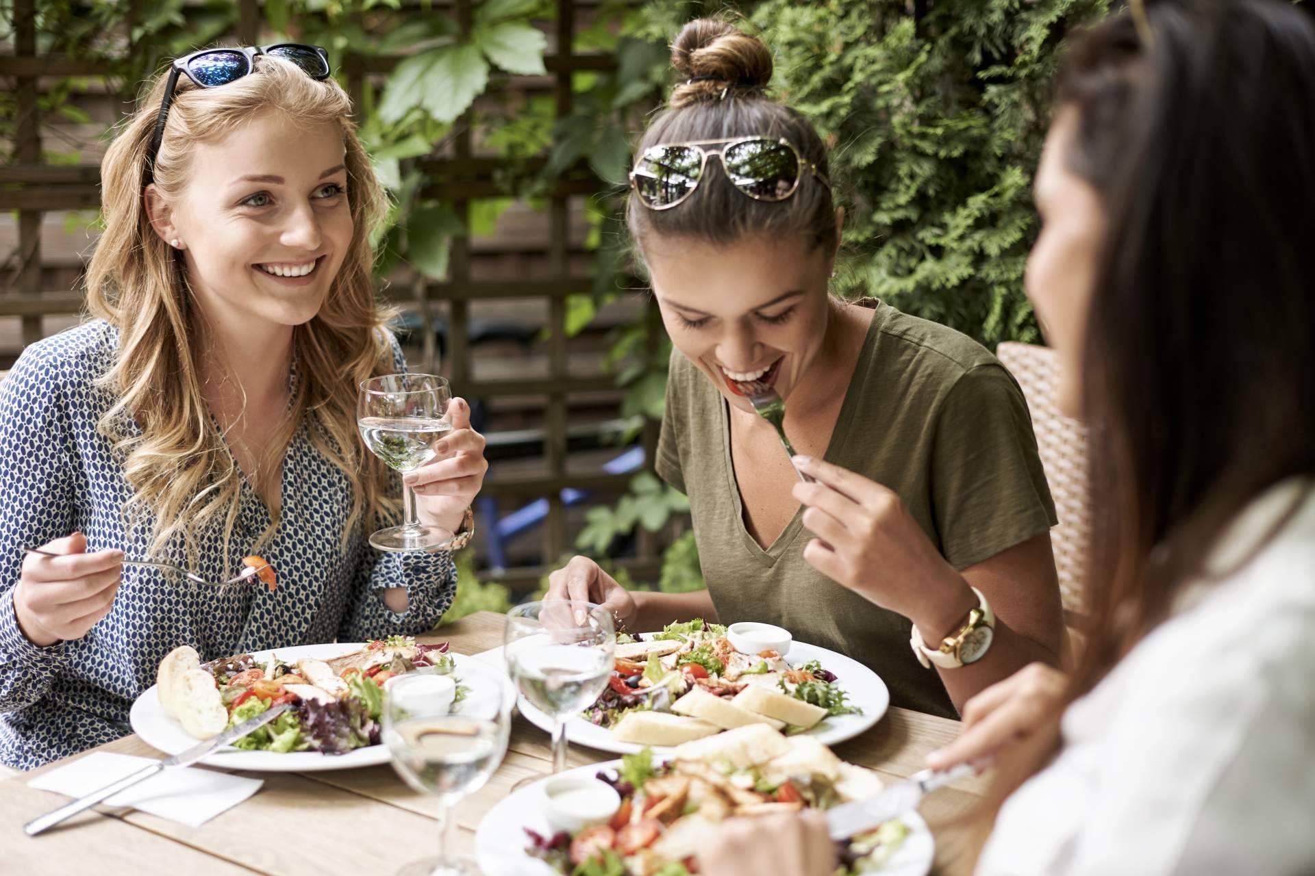 Claves para aumentar la rentabilidad de un restaurante de cara al verano, por Oh My Business