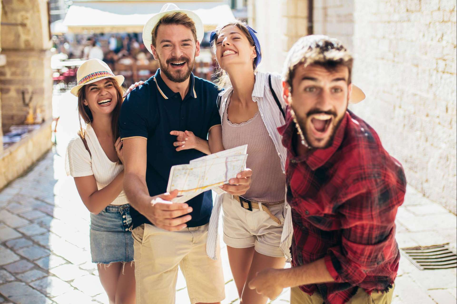 Descubriendo Mallorca; cómo los negocios locales pueden aprovechar la publicidad en guías de viaje y mapas para alcanzar a millones de turistas