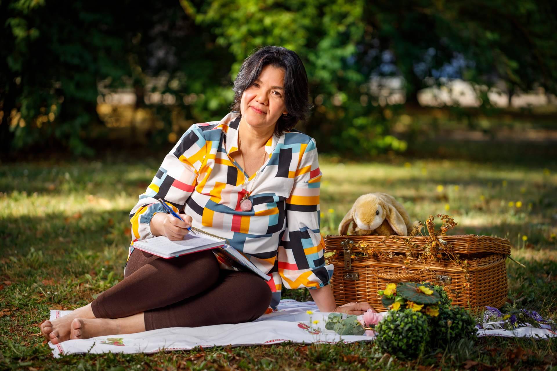 Norkys del Valle Brito Medina lanza su deslumbrante debut poético ‘Entre la Vida y la Muerte’