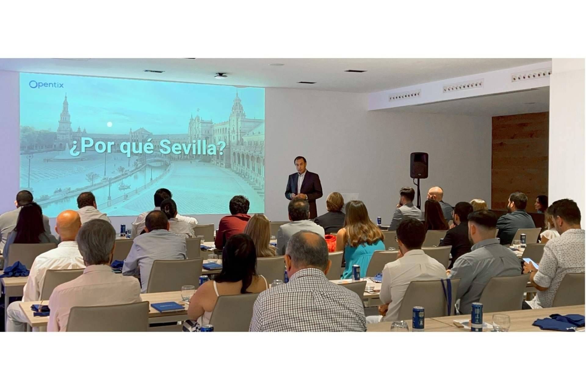 Opentix reúne a las pymes andaluzas en la inauguración de su nueva oficina en Sevilla