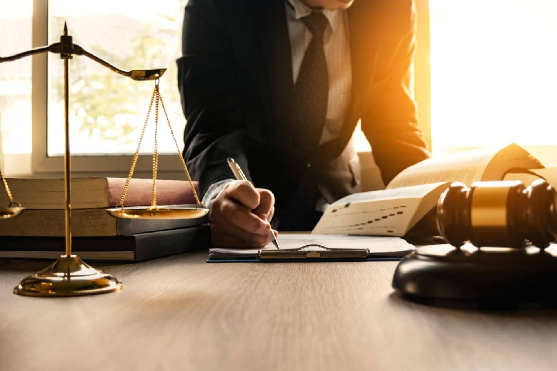 Bueno Salinero Abogados informa sobre la Ley de Segunda Oportunidad
