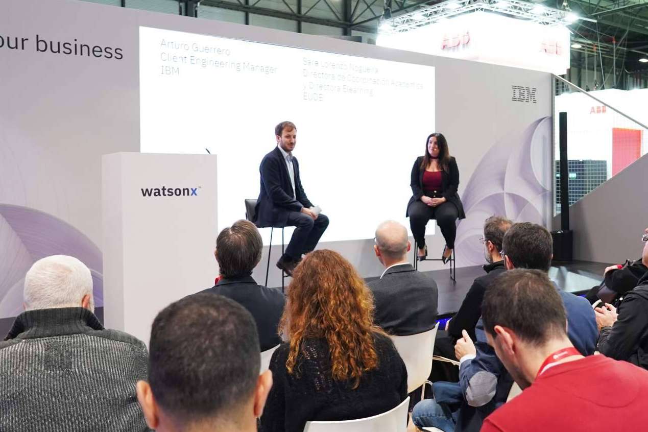 EUDE, a la vanguardia tecnológica, presenta junto a IBM su co-tutor virtual basado en IA Generativa; EDU