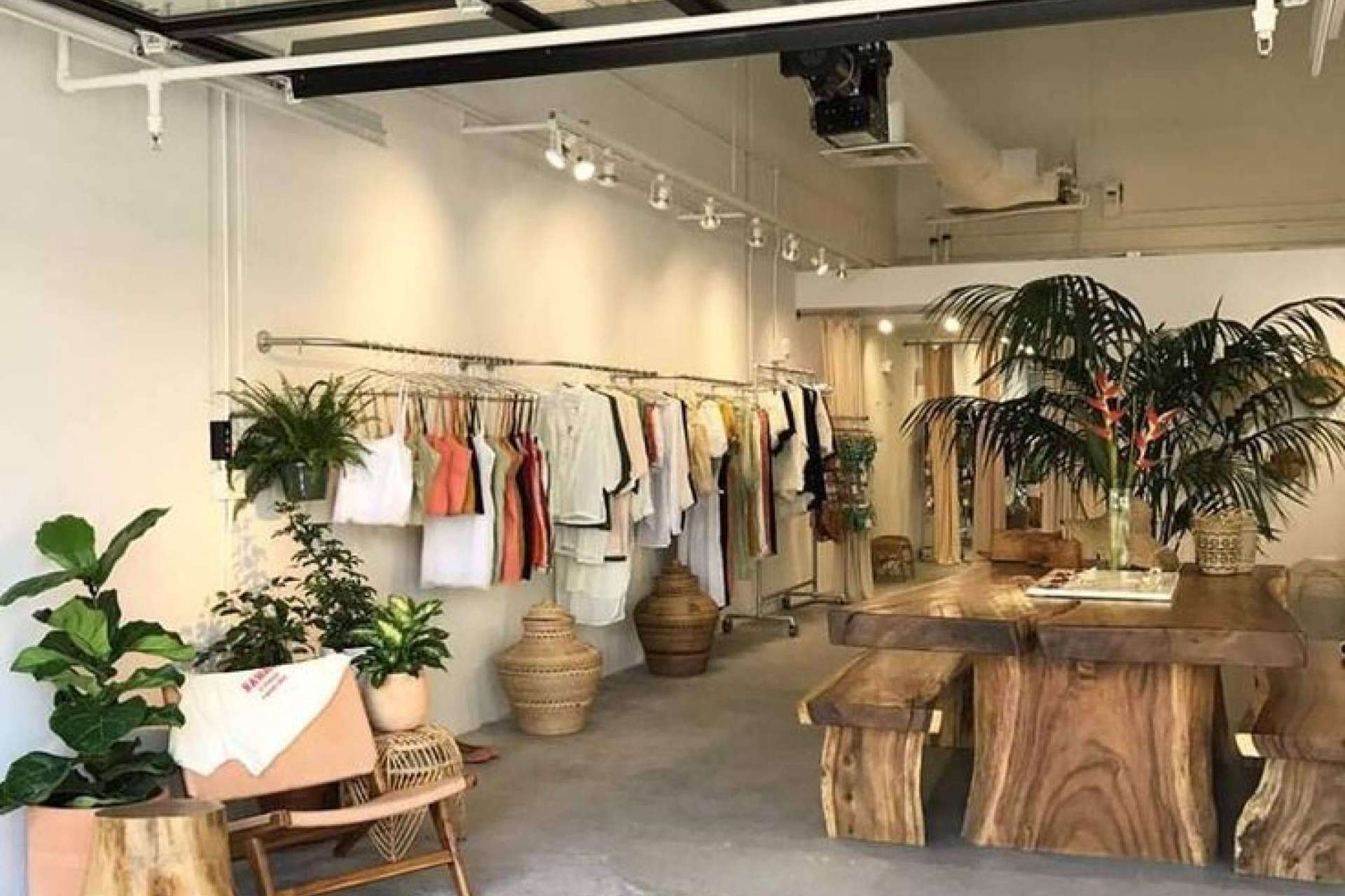1Best Outlet afirma que comprar en un outlet ayuda al ecosistema