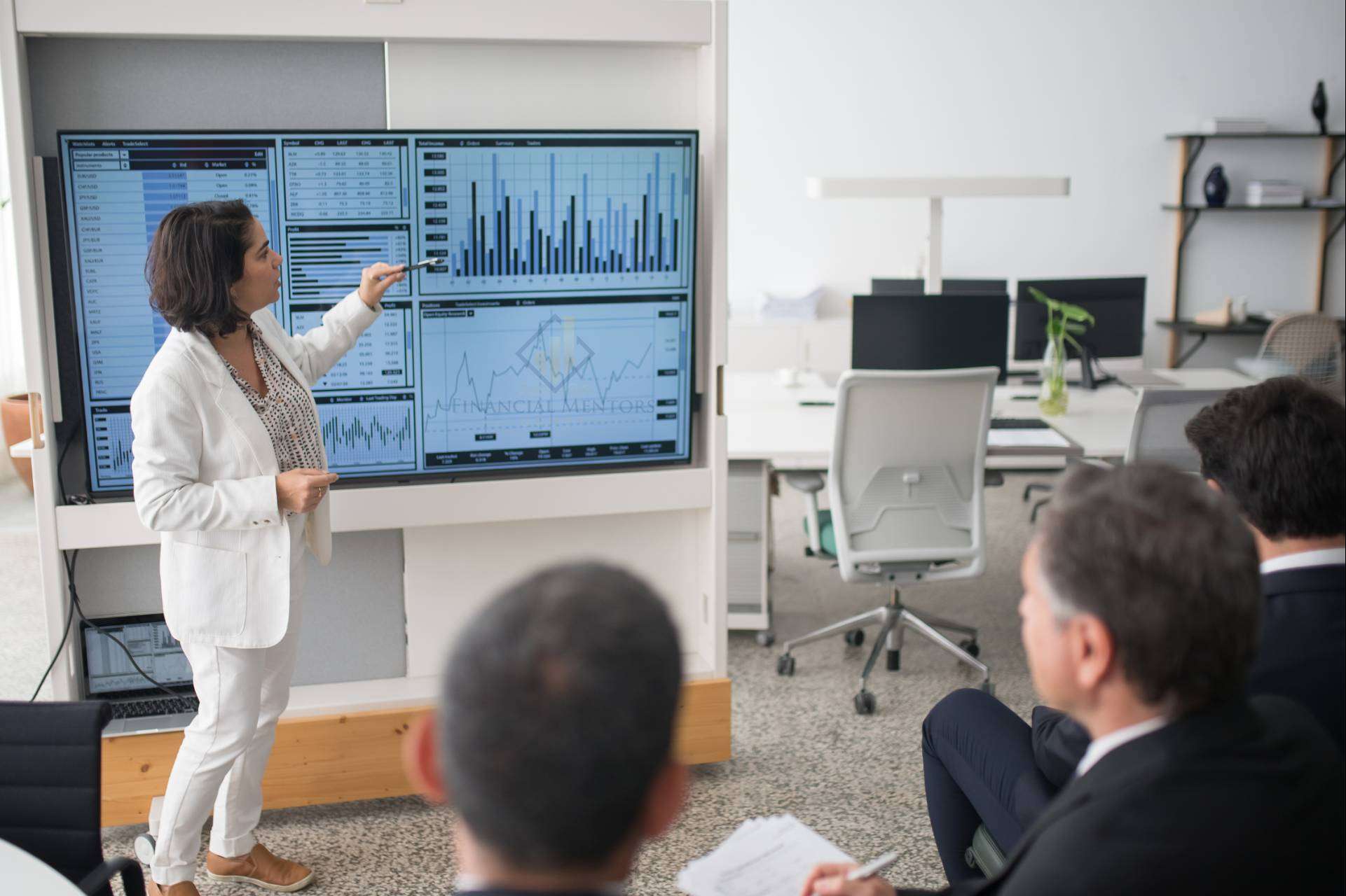Financial Mentors Group, expertos en soluciones integrales para invertir en el mercado financiero