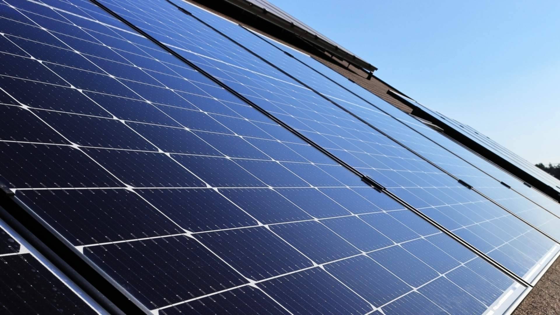 Acierta Eficiencia, especialistas en mantenimiento de placas fotovoltaicas