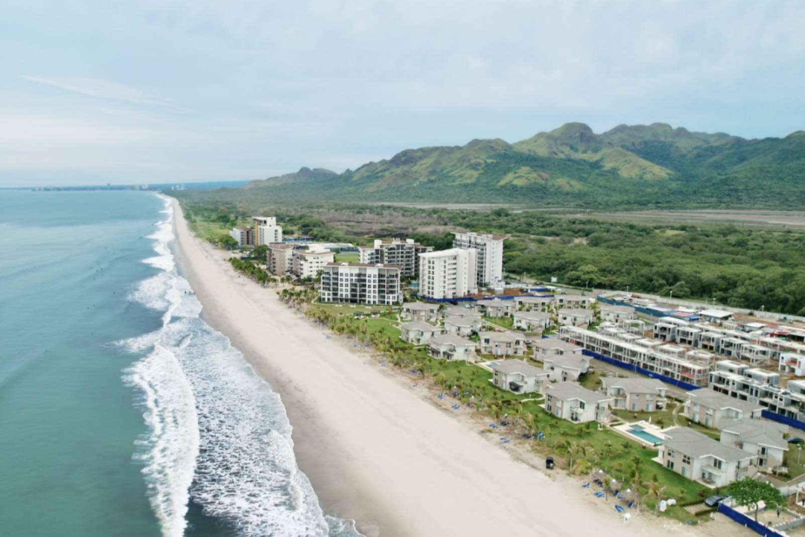 Grupo Los Pueblos en Panamá, la solución para adquirir un apartamento
