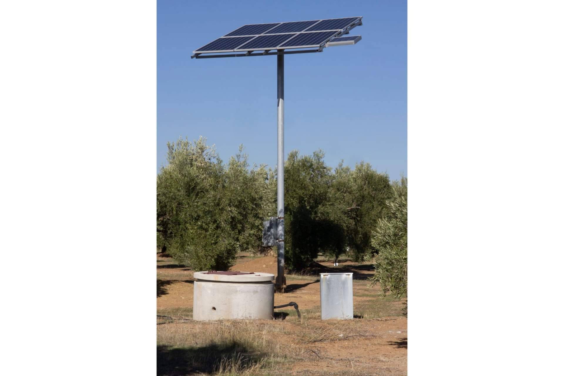Bombas de pozo Ebosun con paneles solares