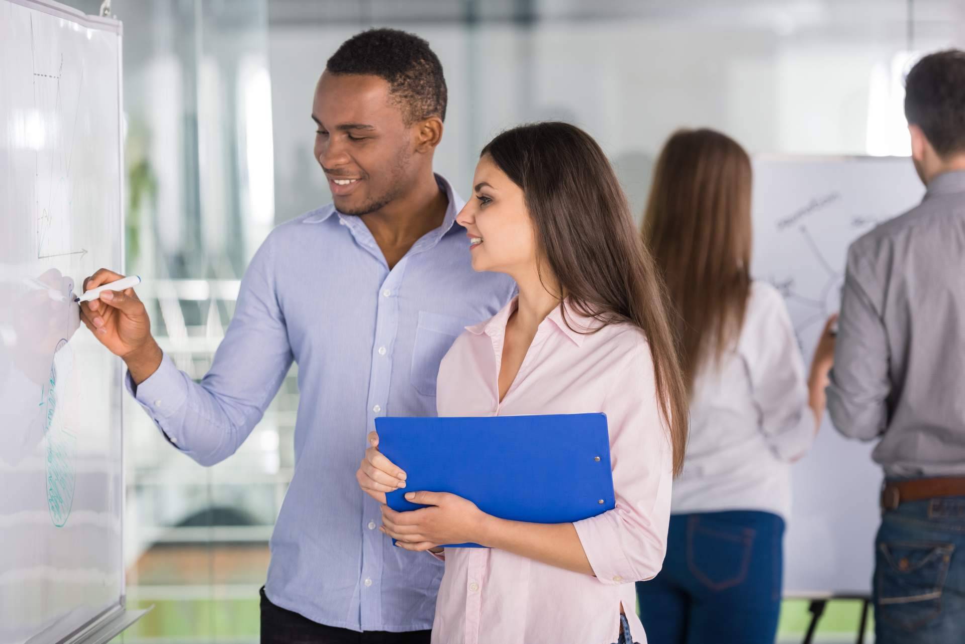 Becadvisor, la plataforma que fomenta el desarrollo profesional y el crecimiento personal de los jóvenes