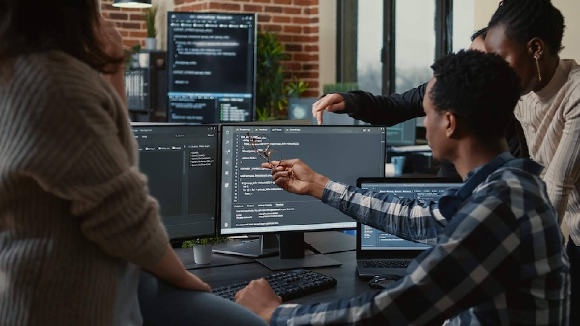 Desarrollo software y programación profesional, con The Cloud Group
