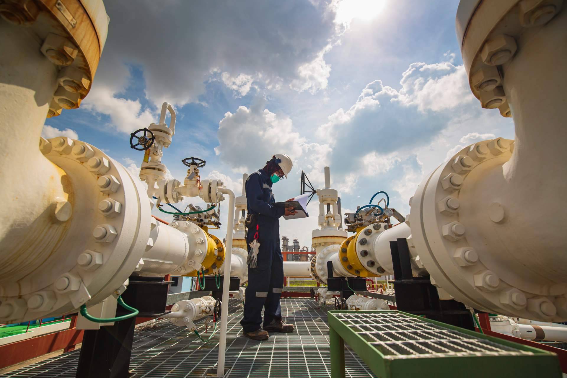 Desafíos y soluciones en equipamiento para ambientes extremos en la industria petrolera