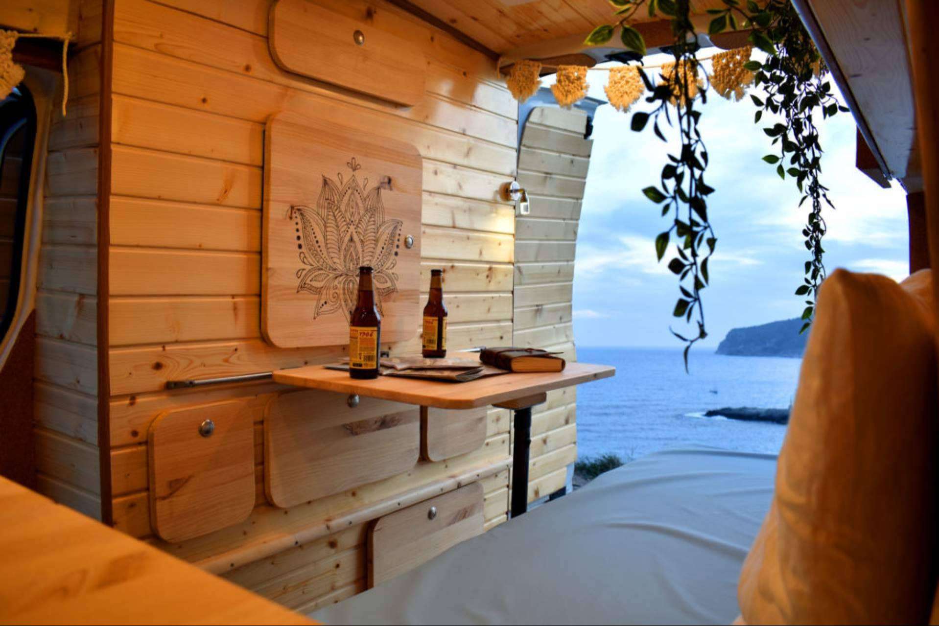 Una aventura diferente recorriendo la isla de Mallorca con Gumara Camper Vans
