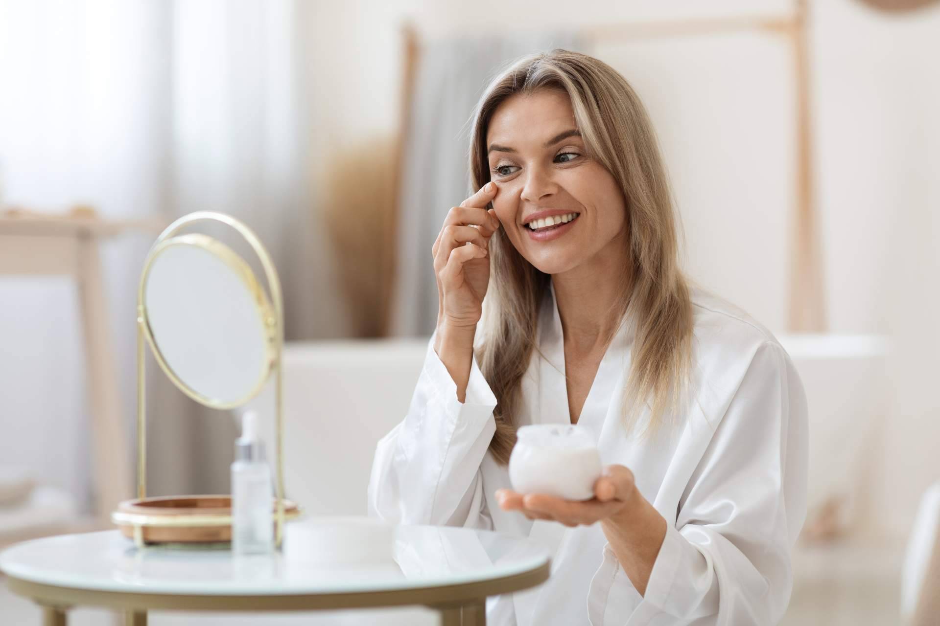 Tratar pequeñas cicatrices y mejorar el aspecto de la piel con dermapen en ojeras y en cicatrices de G&G Beauty