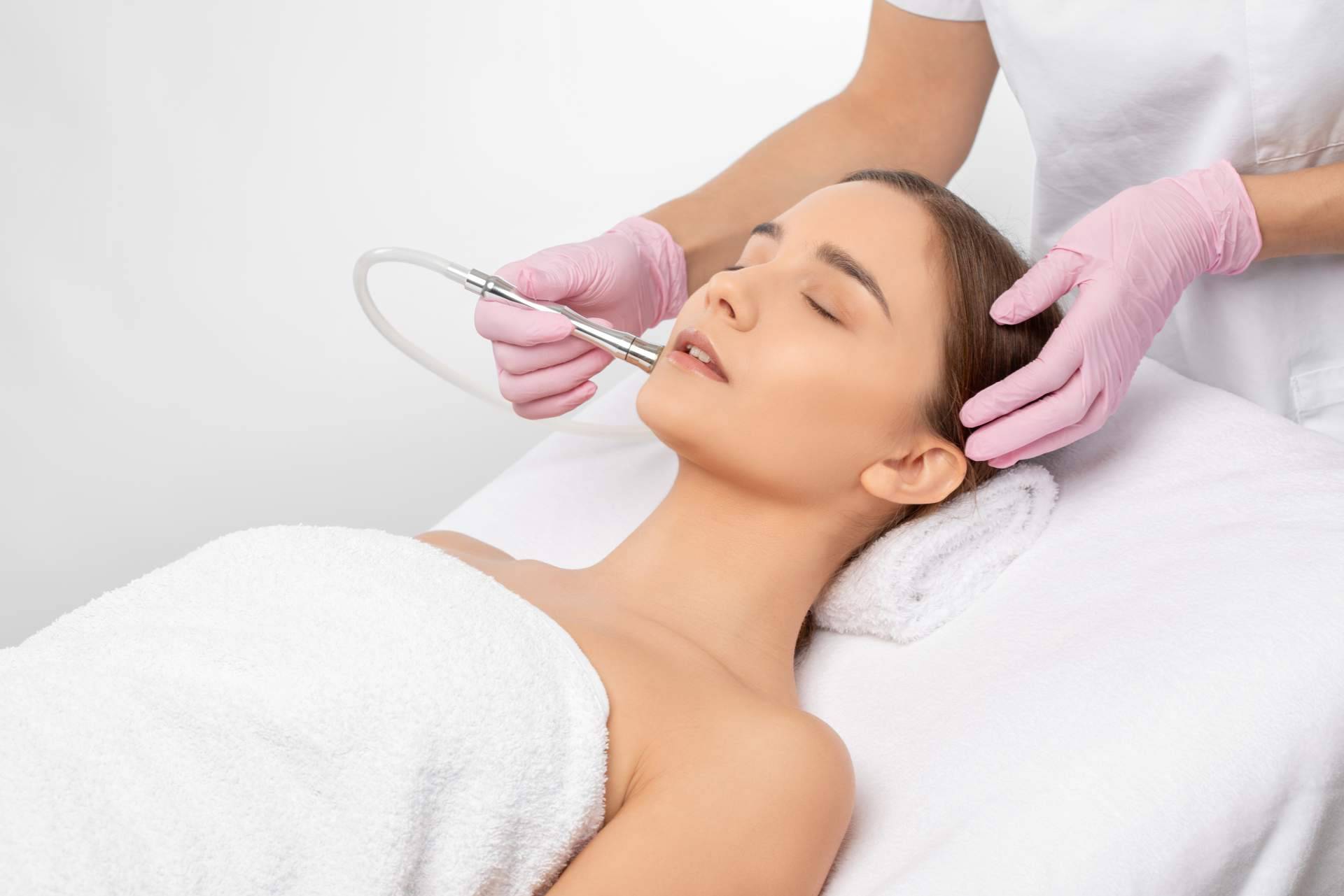 Cuidar la piel con los tratamientos de oxigenoterapia y microdermoabrasión de G&G Beauty