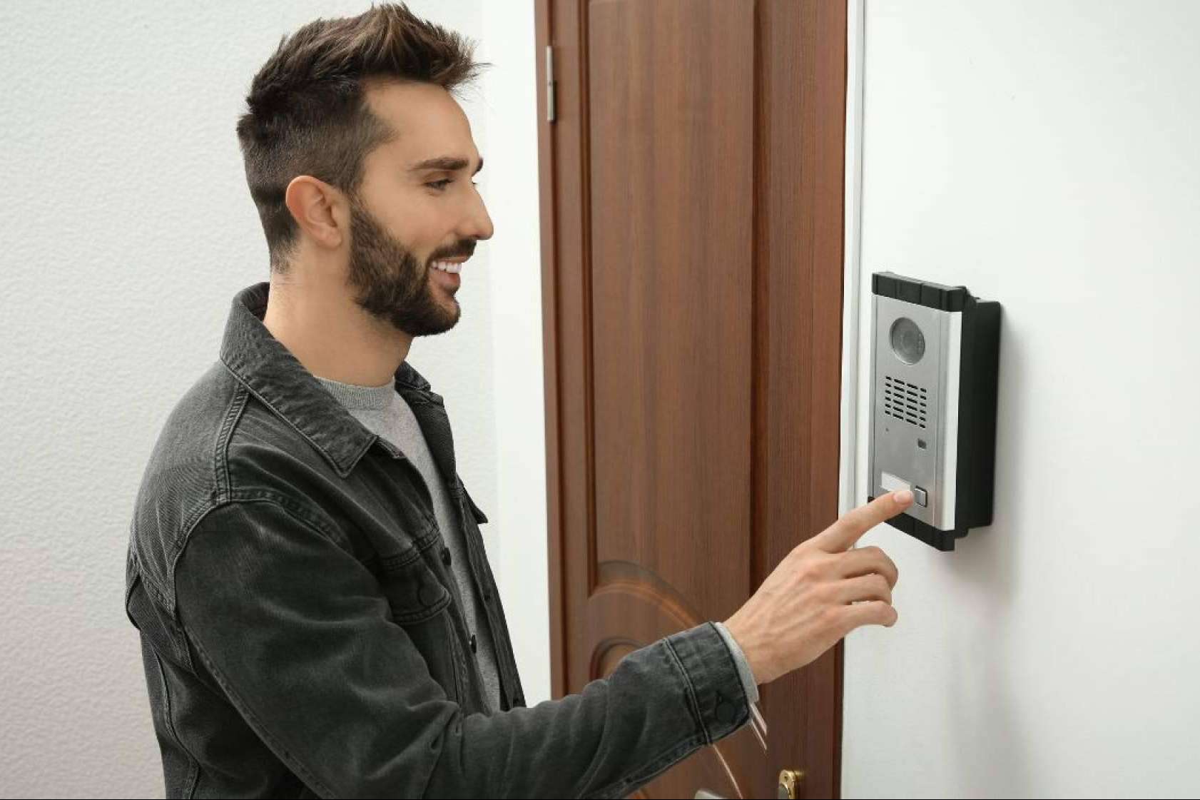 Instalaciones y mantenimiento de porteros y videoporteros en Madrid sur, con ERM Telecomunicaciones