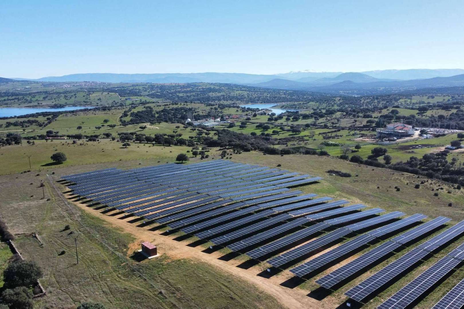 Desafíos y oportunidades en la energía solar; el papel de Artec Capital Energy en el camino hacia un futuro sostenible