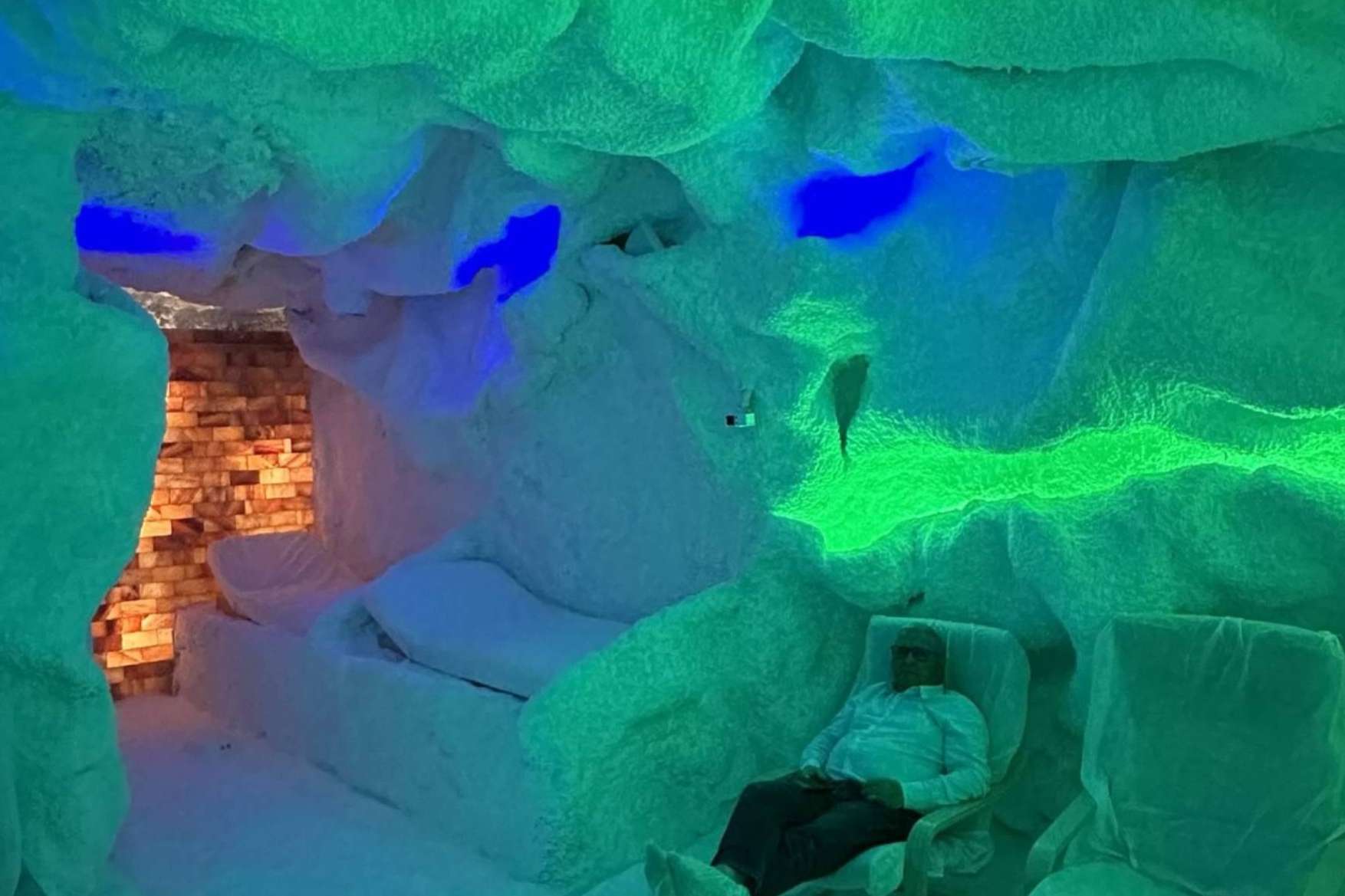 Haloterapia en cuevas de sal con Saltium