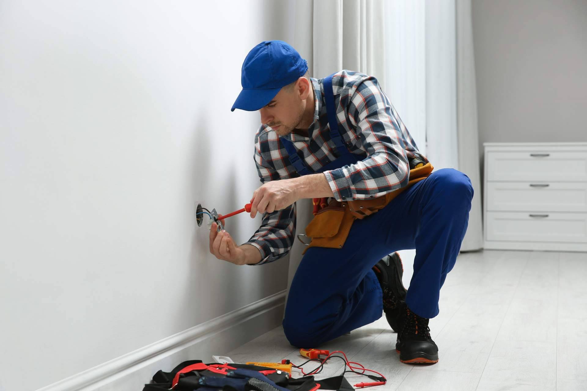 Reparartucasa, una empresa de electricistas en Málaga