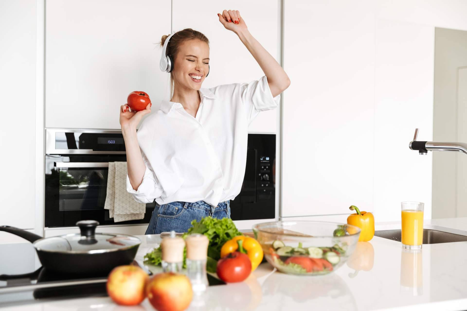 Cómo lograr un diseño de cocina americana para este 2024, de la mano de Reforma Cocinas