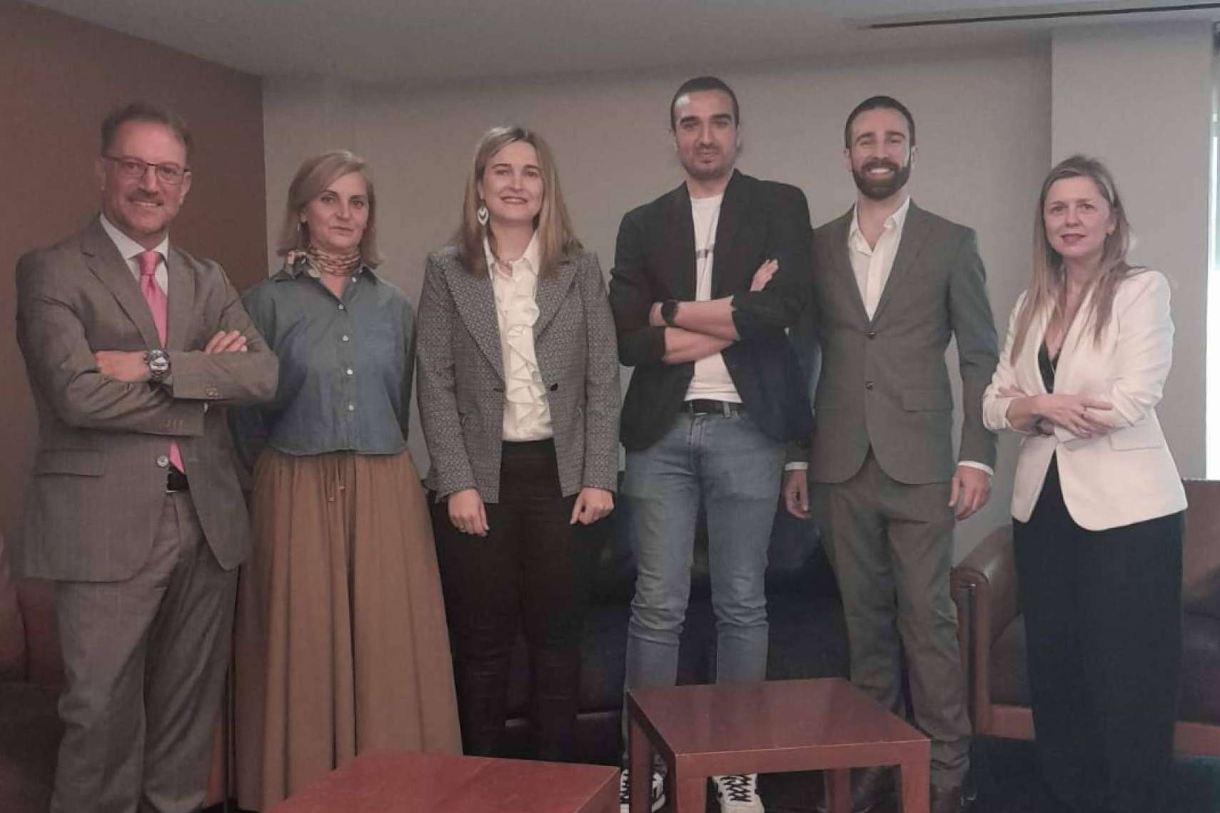 Empresarios de Valladolid exploran los desafíos y oportunidades del relevo generacional