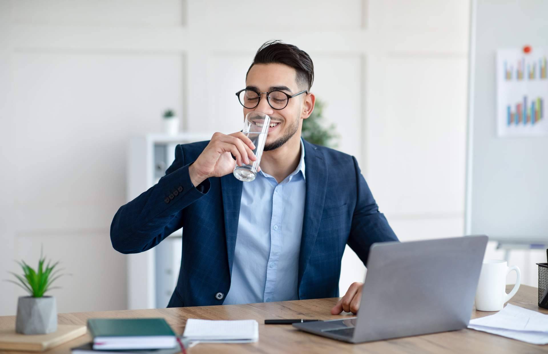 Ventajas del servicio de filtración de agua para las empresas, con Culligan