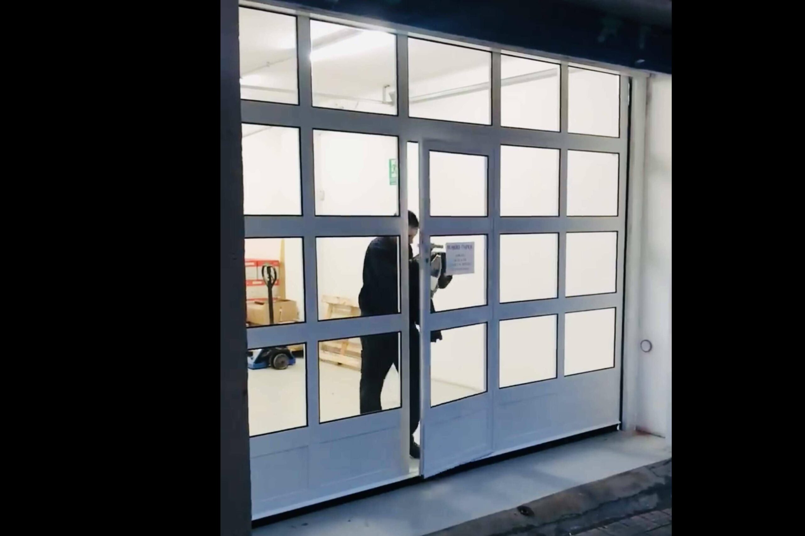 El diseño estético de las puertas automáticas de Acefic en función de sus requerimientos funcionales