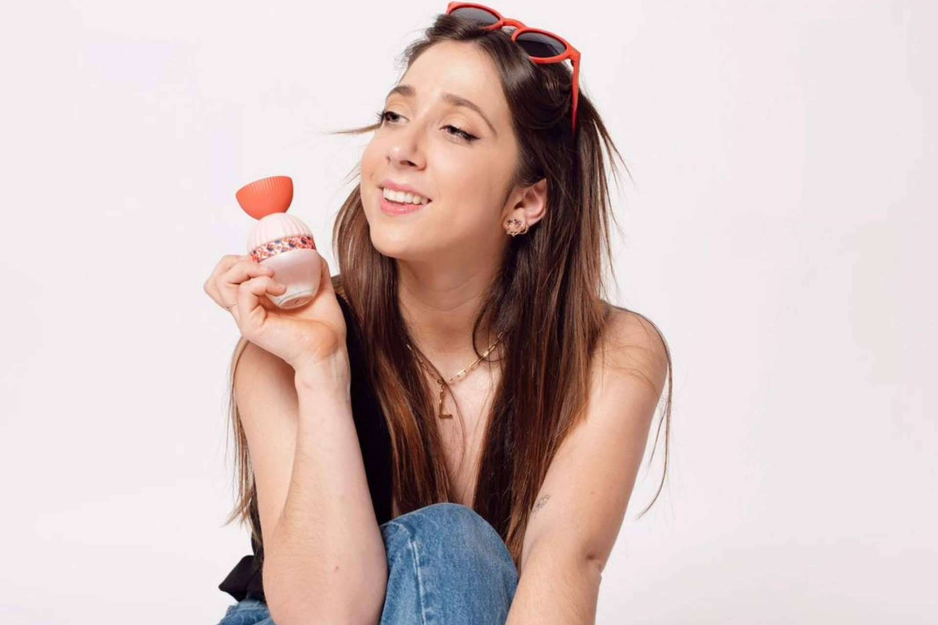 Amplia gama de perfumes de mujer disponibles en Perfumerías Laguna