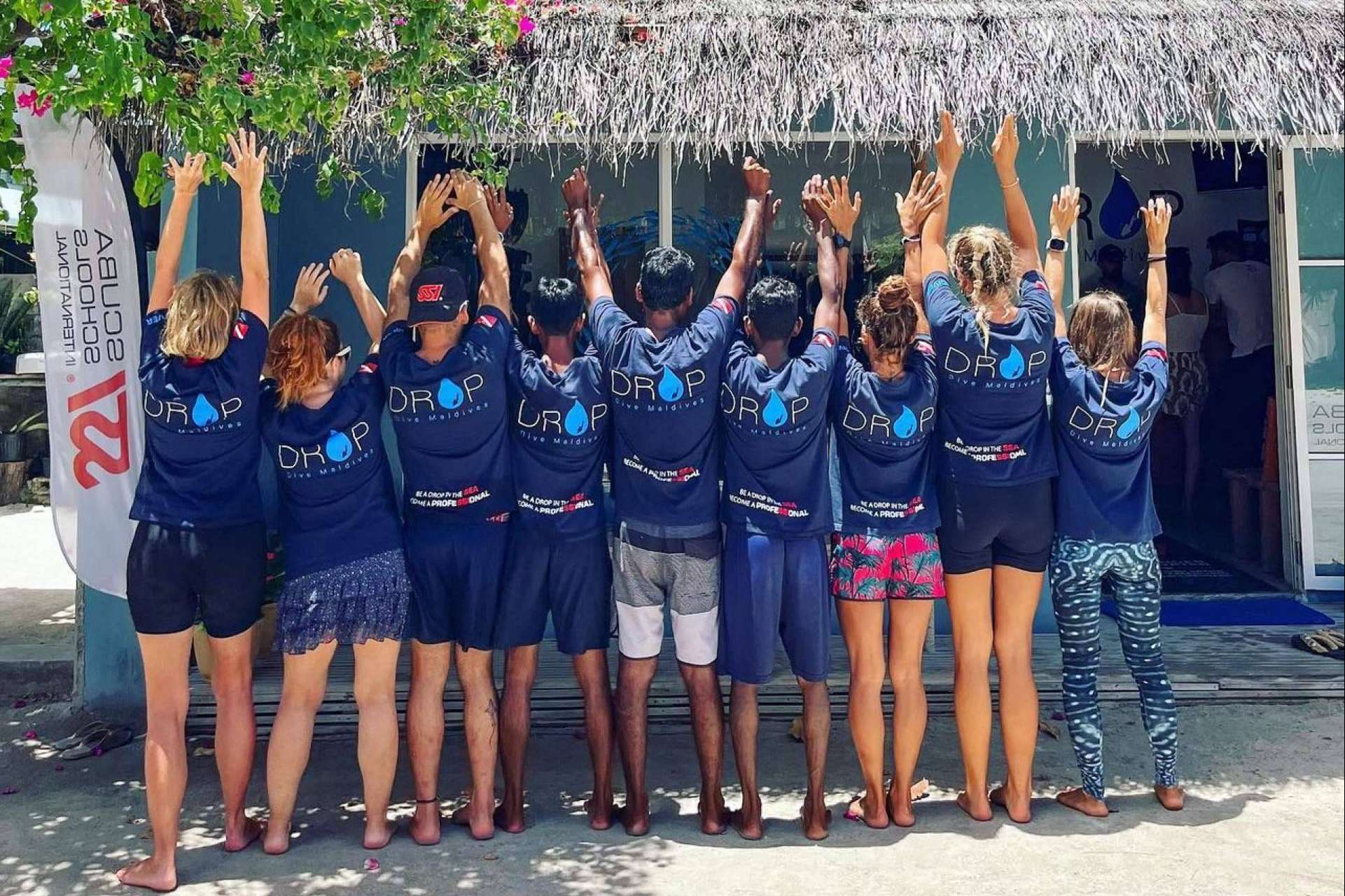 Drop Dive Maldives ofrece paquetes de buceo en Rasdhoo y Fuvahmulah, el paraíso de los tiburones