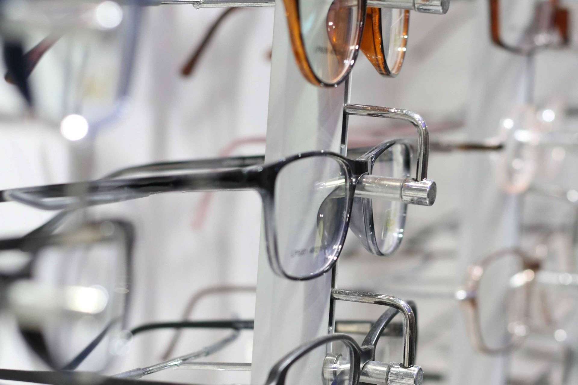 Desarrollan un demostrador óptico revolucionario para la experiencia inmediata de lentes progresivas