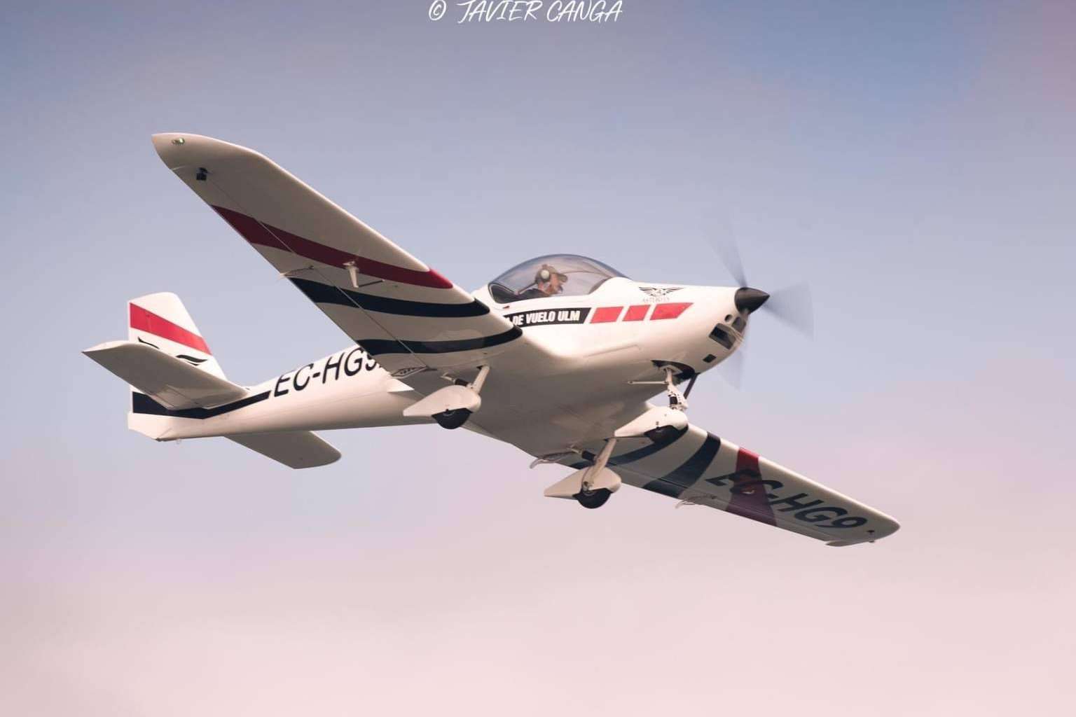 Obtener una licencia de piloto de vuelo ULM con la guía completa de Asturfly